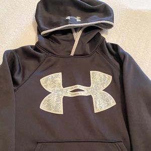 Under Armour sweatshirt